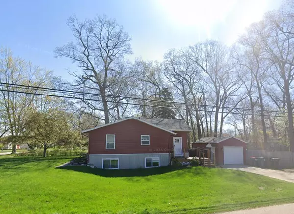 1783 Columbus Avenue, Norton Shores, MI 49441