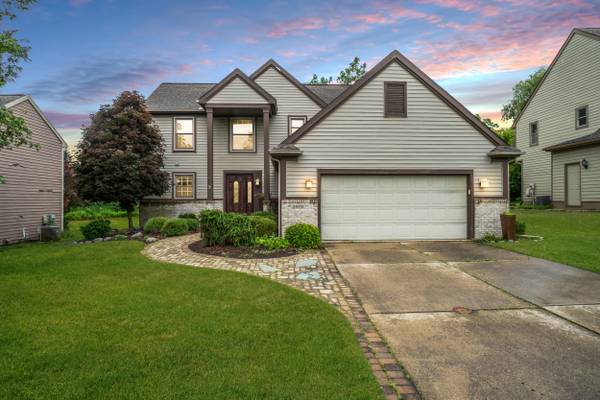 3970 Highlander E Way, Ann Arbor, MI 48108