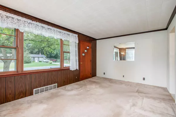 Benton Harbor, MI 49022,3230 Easy Street