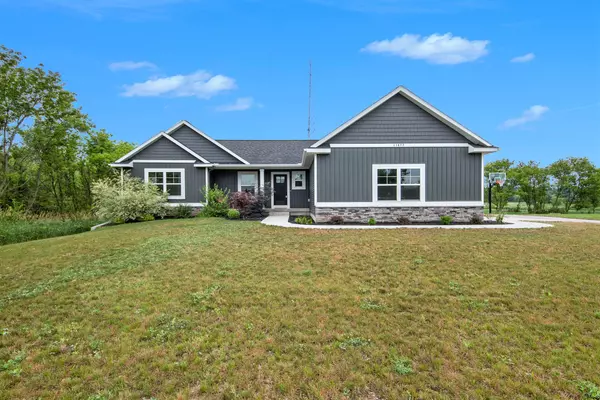 Alto, MI 49302,11677 SE 64th Street