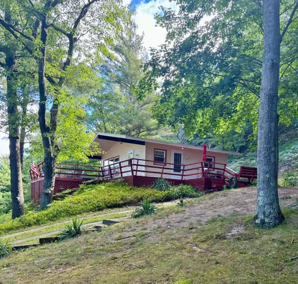 56 S Lighthouse Drive, Mears, MI 49436