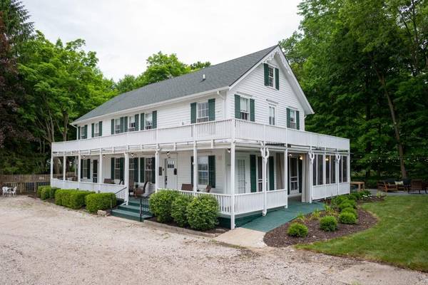 888 Holland Street, Saugatuck, MI 49453