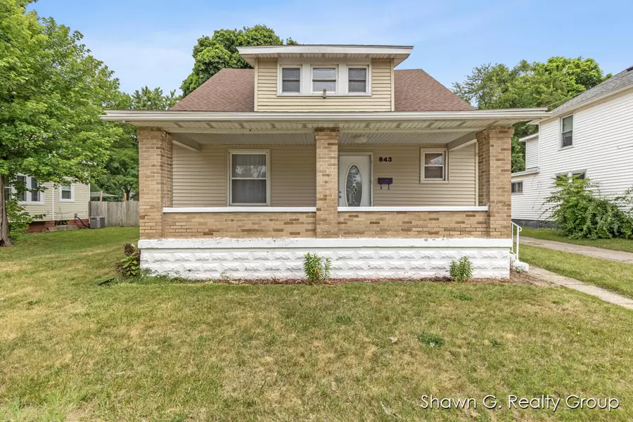 843 Oakdale SE Street, Grand Rapids, MI 49507