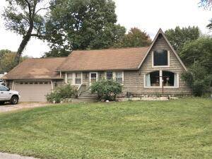 325 Michigan Avenue, Colon, MI 49040