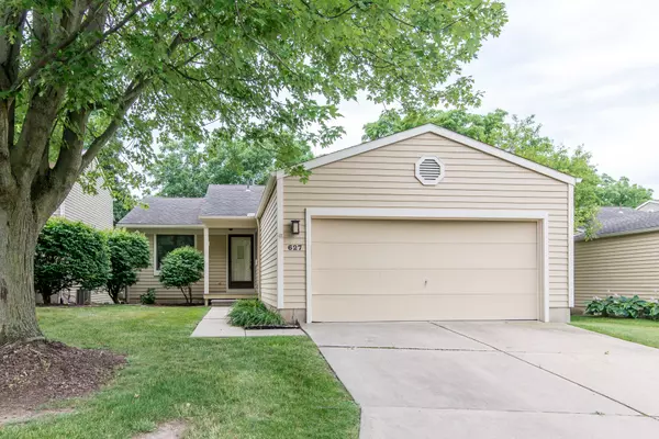 627 Woodcreek Circle, Saline, MI 48176