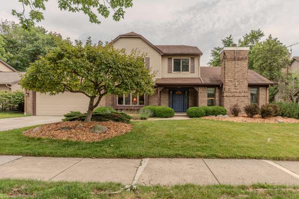 1250 Wynnstone Drive, Ann Arbor, MI 48105