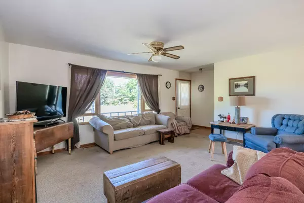 Kent City, MI 49330,15138 Barber Creek Avenue