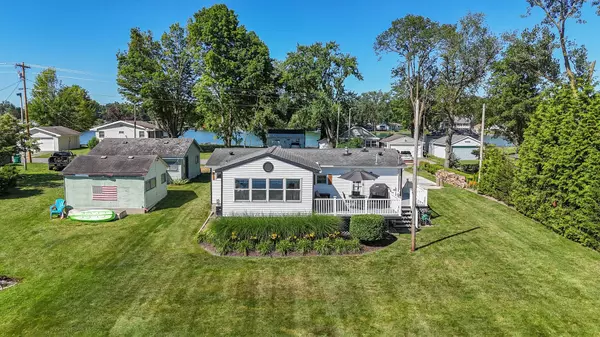 Dowagiac, MI 49047,24980 Twin Shore Drive