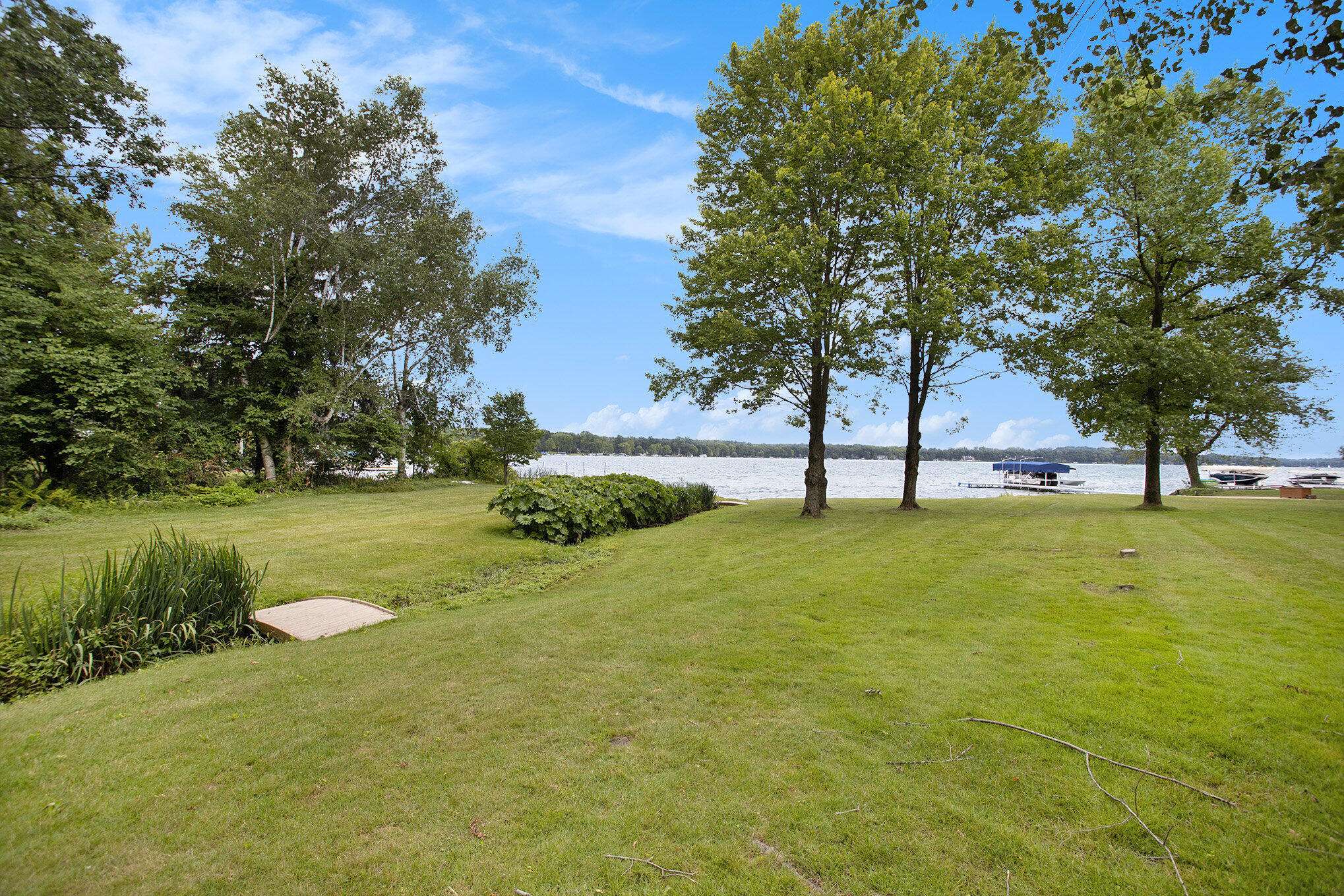 Hickory Corners, MI 49060,S M-43