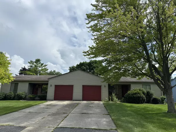 759 Woods Court, Walled Lake, MI 48390