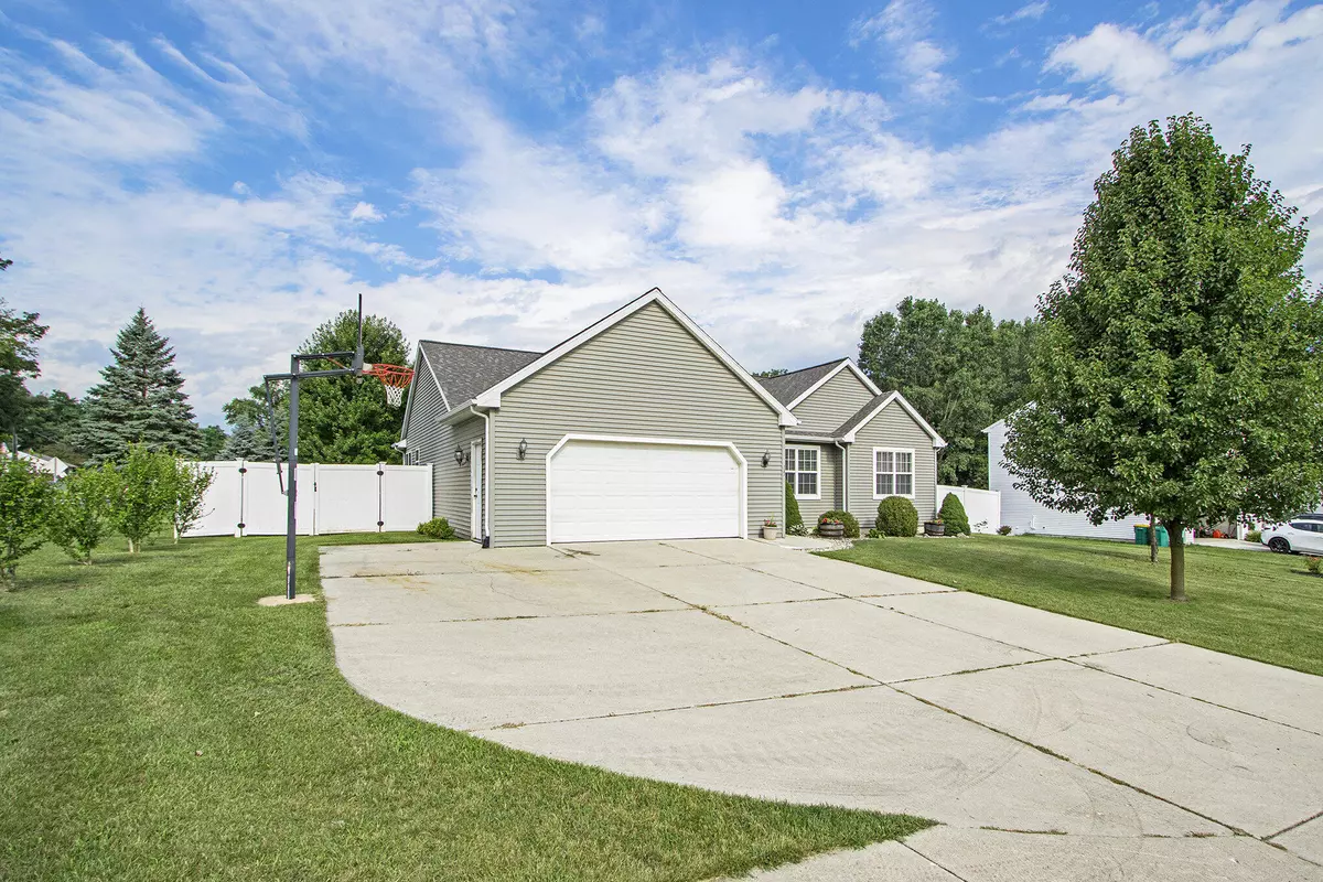 Springfield, MI 49037,323 Catera Court