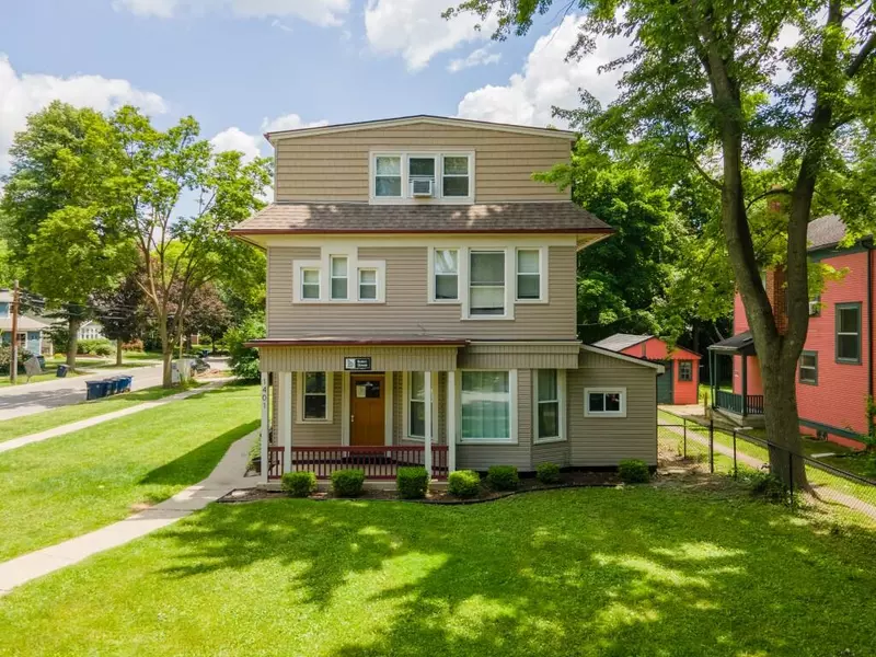 1401 Golden Avenue, Ann Arbor, MI 48104