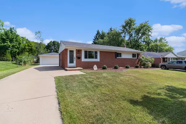 Saline, MI 48176,732 Bassett Drive