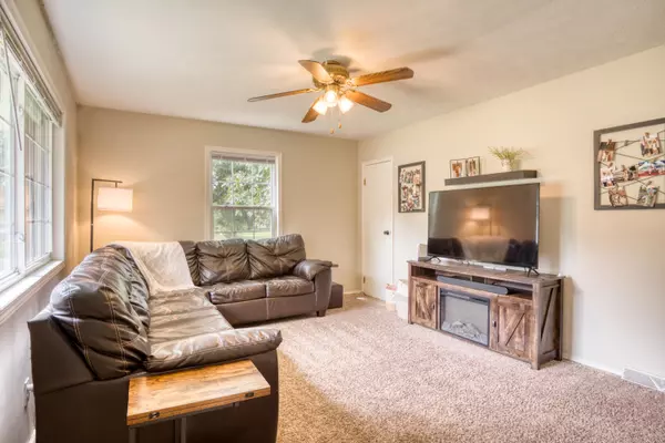 Greenville, MI 48838,715 S Tana Street