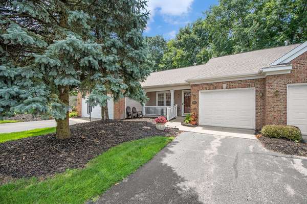 5903 W Lyn Haven SE Drive, Kentwood, MI 49512