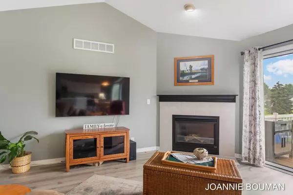 Zeeland, MI 49464,1506 Woodfield Drive