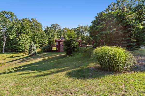 16671 Hoxeyville Road, Wellston, MI 49689