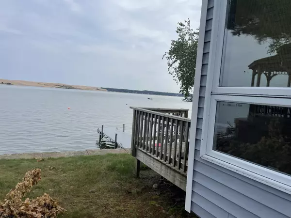 Mears, MI 49436,9224 Silver Lake Road