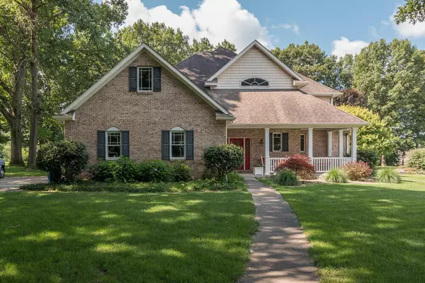 29165 Heritage Lane, Paw Paw, MI 49079