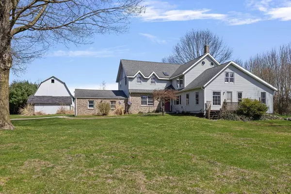 Eau Claire, MI 49111,4883 Hipps Hollow Road