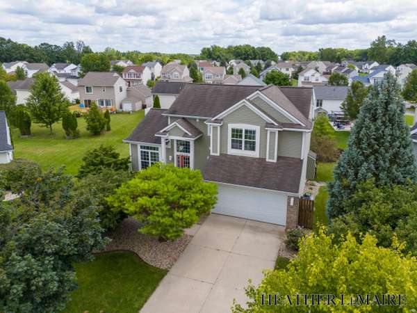 3674 Running Brook SE Drive, Kentwood, MI 49512