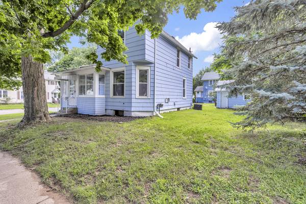 435 Seymour Avenue, Jackson, MI 49202