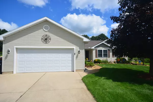 27198 Birmingham Court, Paw Paw, MI 49079