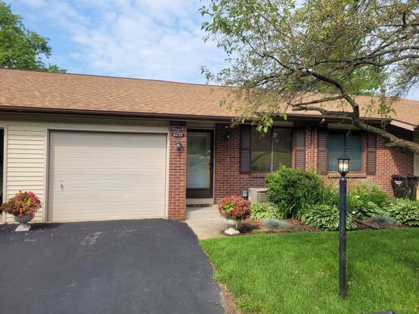 8775 Courtland NE Drive #30, Rockford, MI 49341