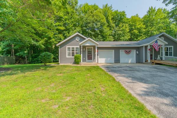 15135 Huckleberry Court, Spring Lake, MI 49456