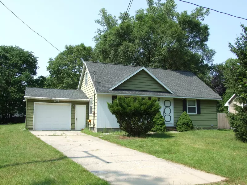 3525 Roosevelt Road, Norton Shores, MI 49441