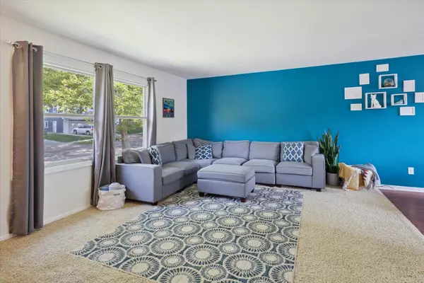 Grand Rapids, MI 49504,1287 Clover NW Crest