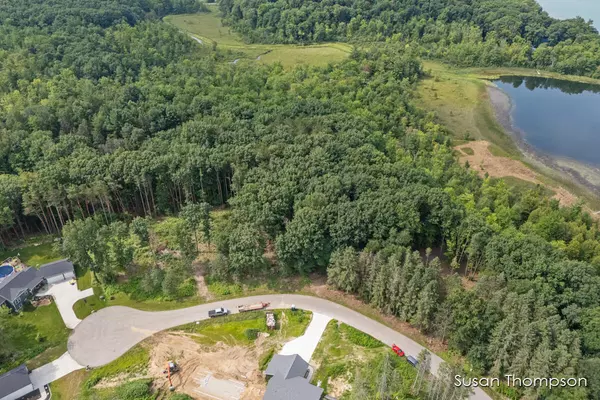 17143 Spruce Cove Trail, Gowen, MI 49326