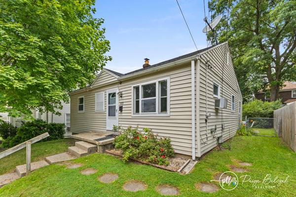 533 Lydia NE Street, Grand Rapids, MI 49503