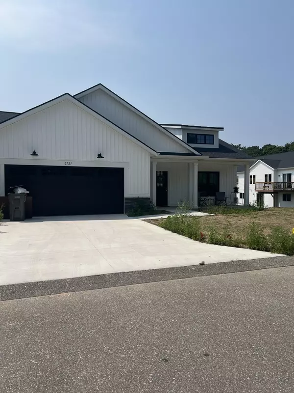 6727 Croft Lane #64, Hudsonville, MI 49426