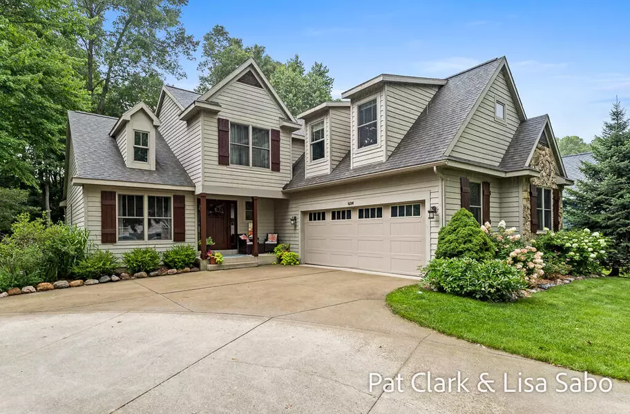 16204 Heron Drive, Spring Lake, MI 49456