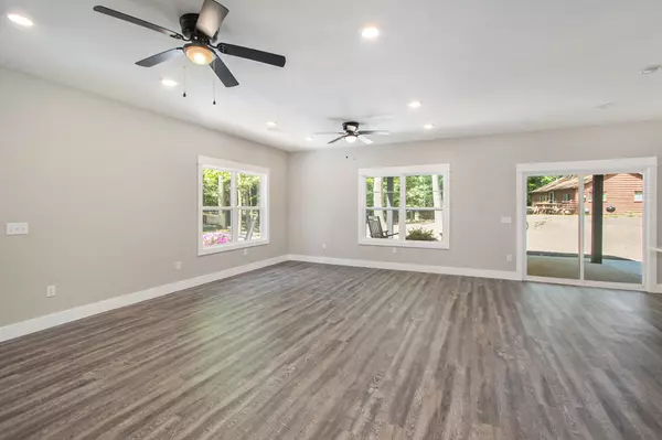 Pentwater, MI 49449,1060 S Hill Street