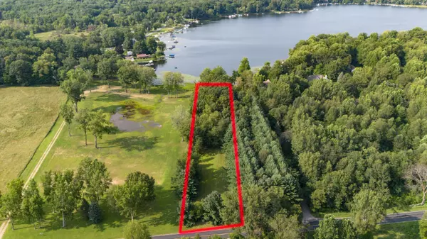 44842 Co Rd 358, Paw Paw, MI 49079