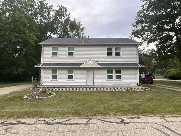 738 Hunt Street, Lyons, MI 48851