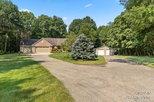 Grandville, MI 49418,4985 Kenowa SW Avenue