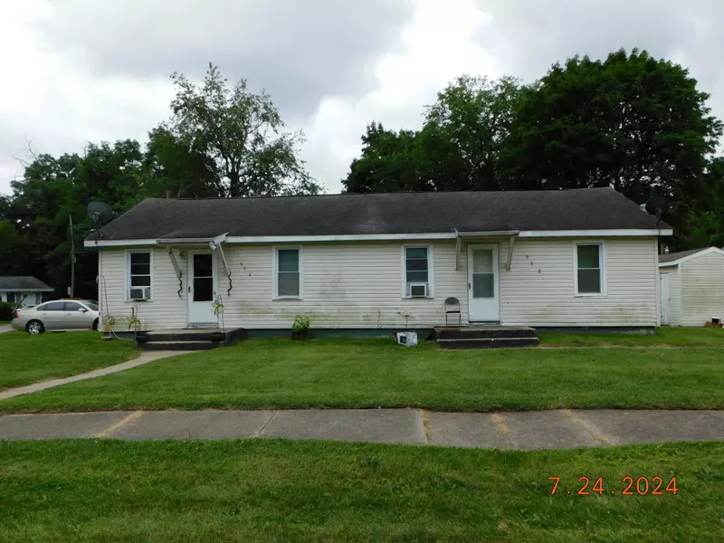 976 Waukonda Avenue, Benton Harbor, MI 49022
