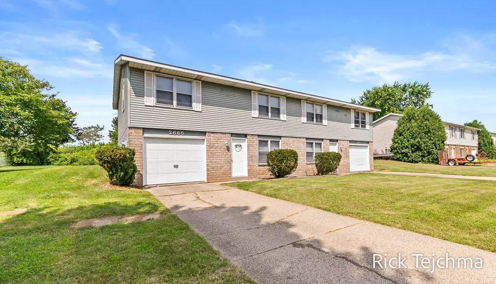 2665 Nolan NW Avenue, Walker, MI 49534