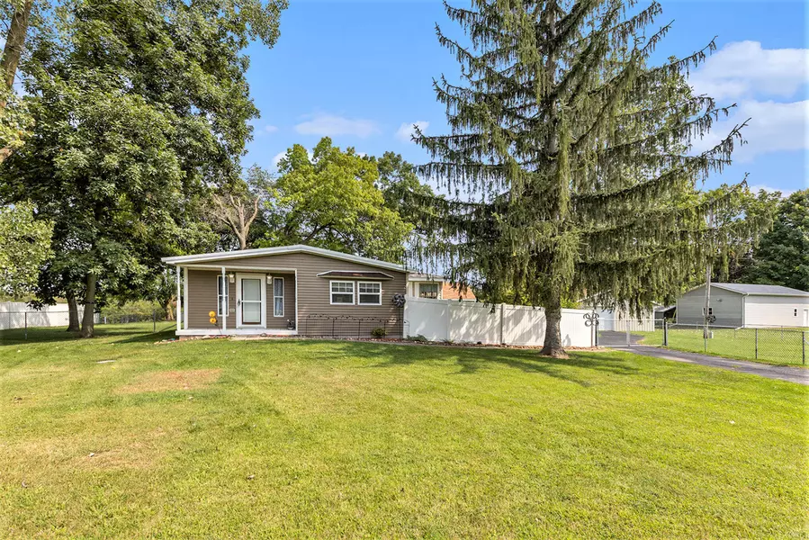 10228 Rexford Road, Grass Lake, MI 49240