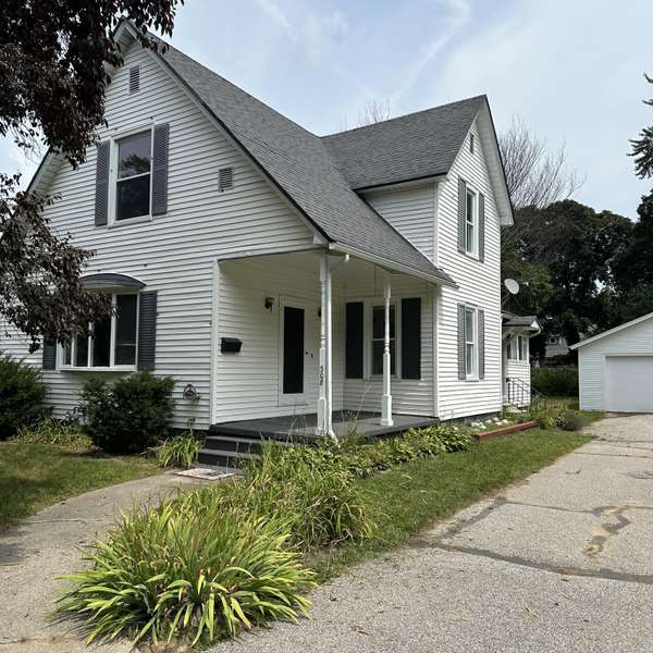 308 N Park Street, Spring Lake, MI 49456