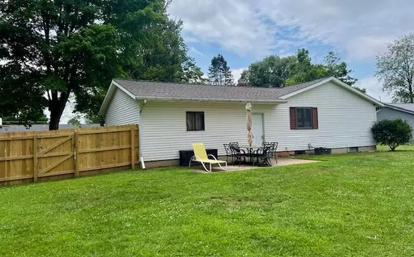 Athens, MI 49011,218 Hawthorne Street