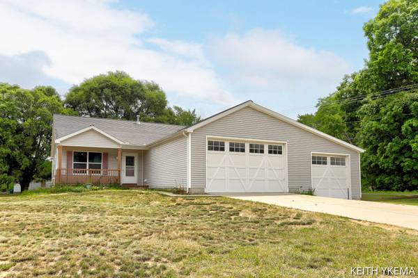 3805 Hidden Forest Drive, Dorr, MI 49323