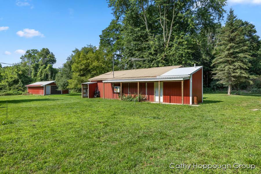 4154 Olmstead Road, Ionia, MI 48846