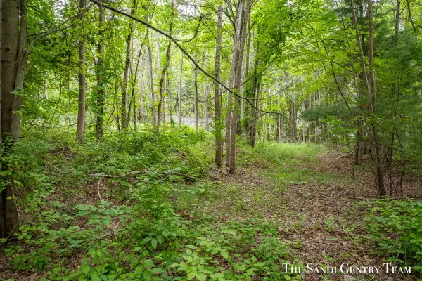 Fruitport, MI 49415,0 Hidden Cove