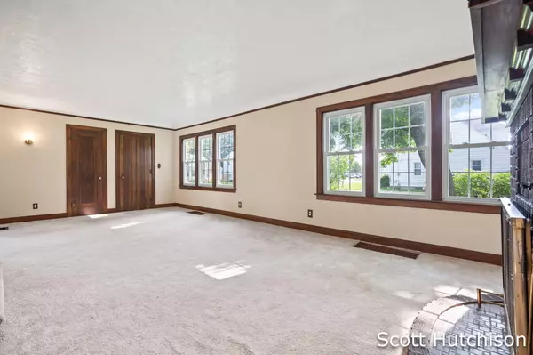 Grand Rapids, MI 49548,42 Canterbury SW Street