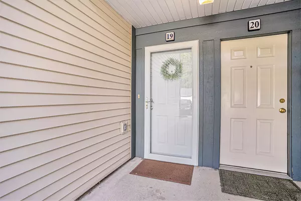 Spring Lake, MI 49456,18372 N Ridge Court #19