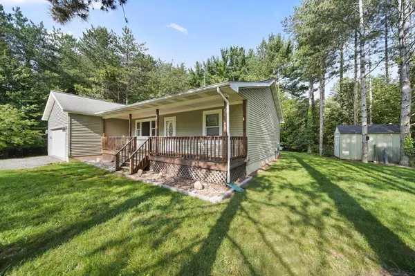 Pleasant Lake, MI 49272,501 Reef Court